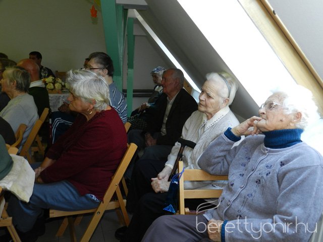 Az időseket köszöntötték 21